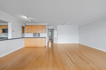 #203 – 150 24th Street